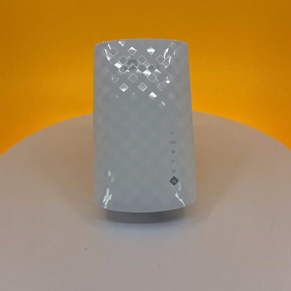 TP-Link RE220 WiFi Range Extender - Excellent Condition - Picture 1 of 16